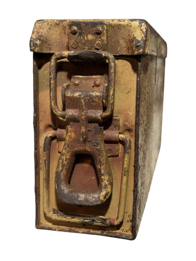 MG 34/42 Camouflage Ammo Box — image 8