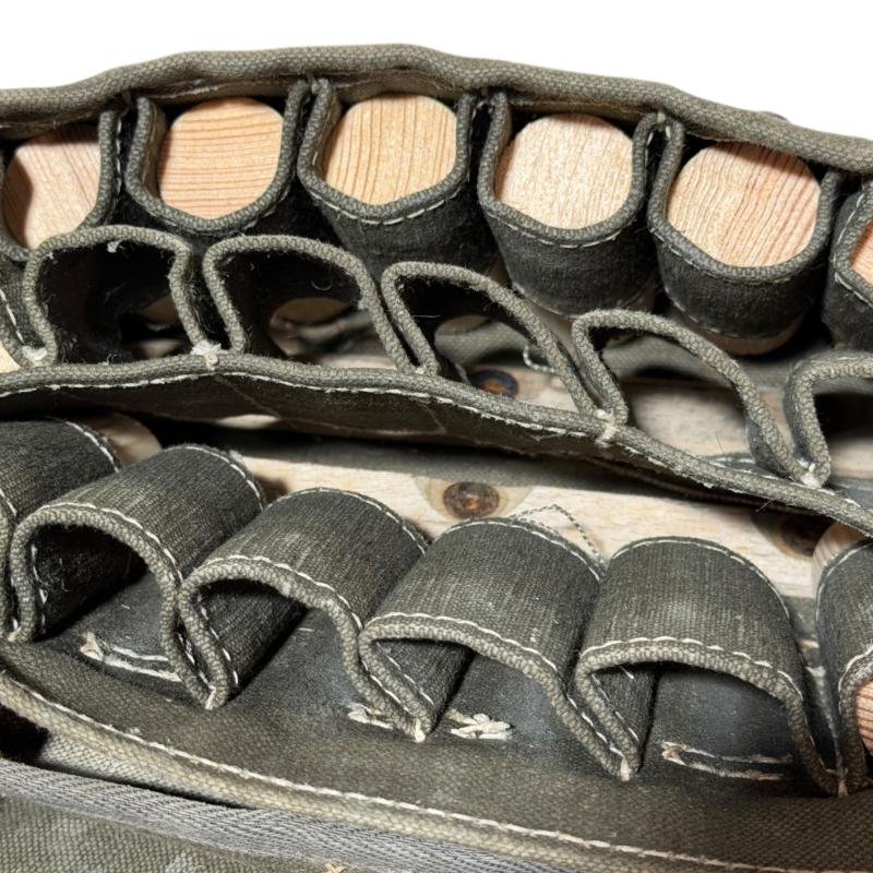 Flare Ammo Pouch -1941- — image 8