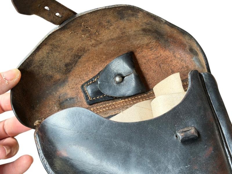 Kriegsmarine P08 Leather Holster 1938 — image 10