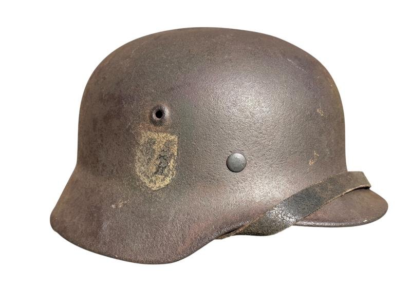 Waffen-SS M40 Helmet — image 2