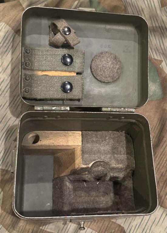 WW2 German MGZ 34 Optical Sight Box — image 5