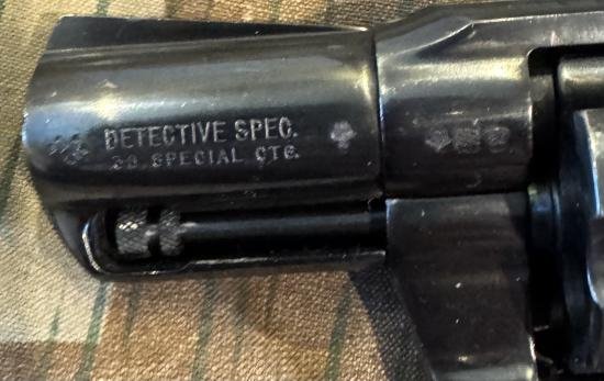 Deactivated Colt .38 Detective Special revolver — image 3