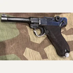 Deactivated WW2 German P.08 Luger Pistol