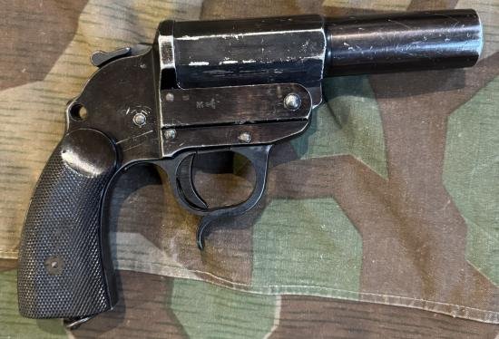 Deactivated WW2 German LP34 Flare Pistol — image 3