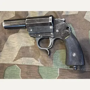 Deactivated WW2 German LP34 Flare Pistol