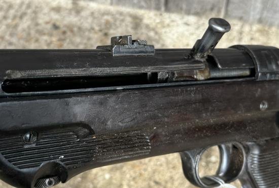 Deactivated WW2 German 'Slab-side' MP40 — image 8