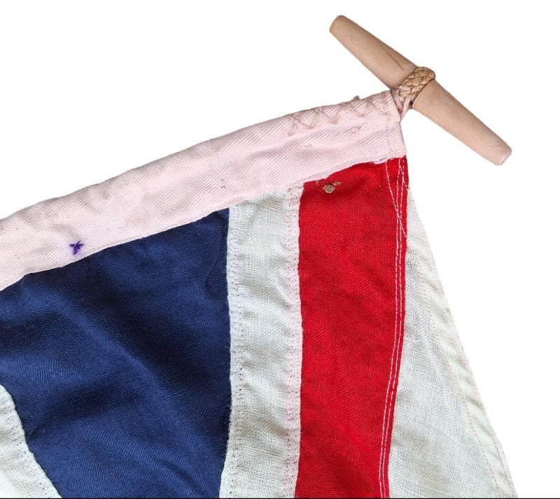 A royal ROYAL CANADIAN AIR FORCE (R.C.A.F) FLAG — image 5