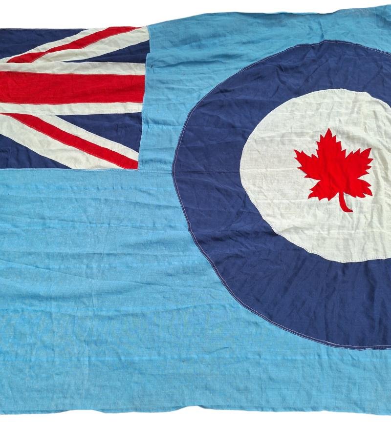 A royal ROYAL CANADIAN AIR FORCE (R.C.A.F) FLAG — image 8