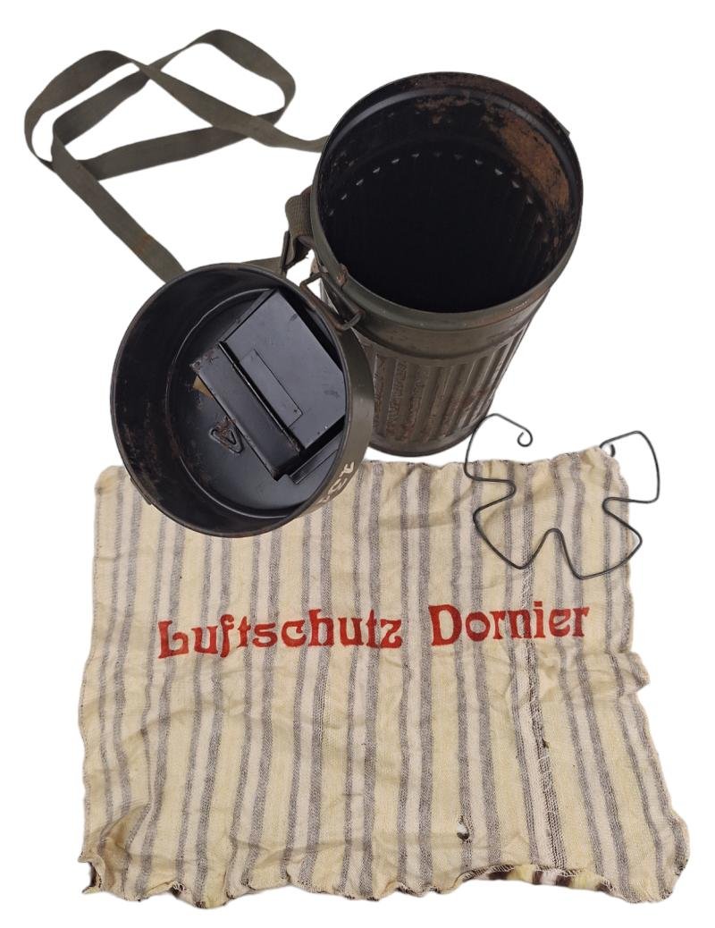 in a very nice used condition A wehrmacht empty gasmask cannister — image 2