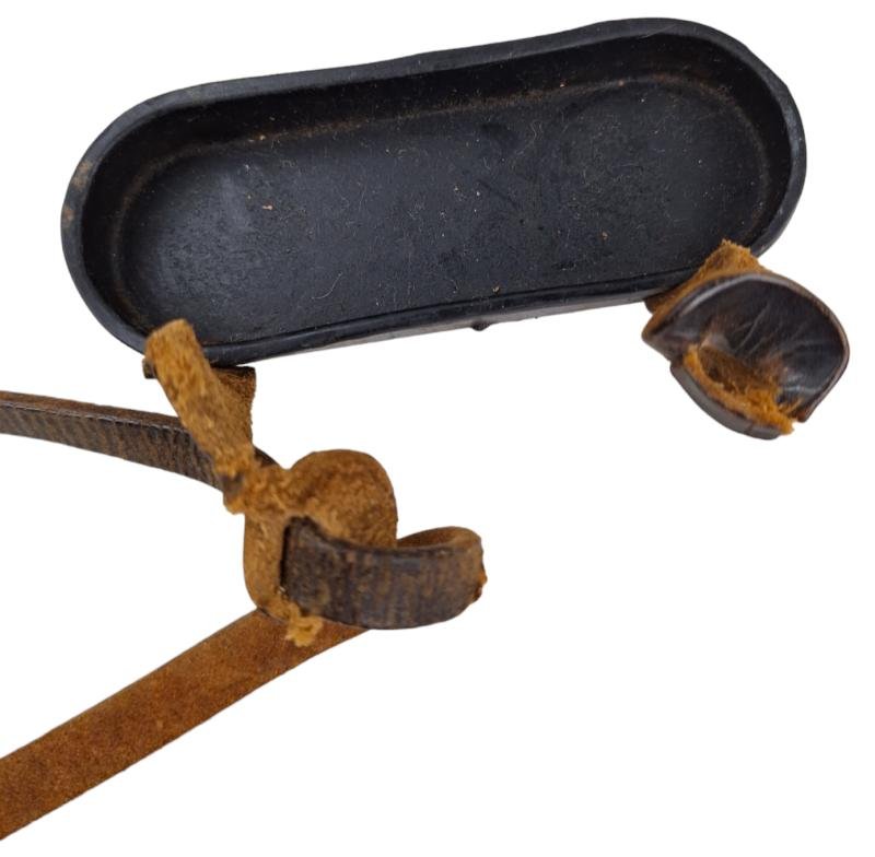a wehmacht tan dienstglass 'binoculars' — image 8