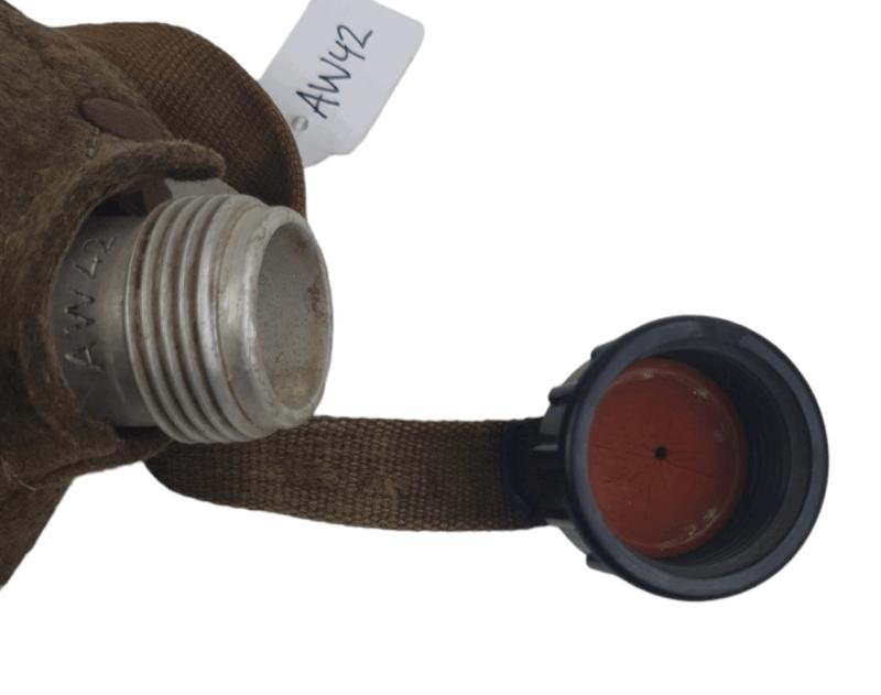 in used condition Wehrmacht M31 canteen with Bakelite cup — image 6