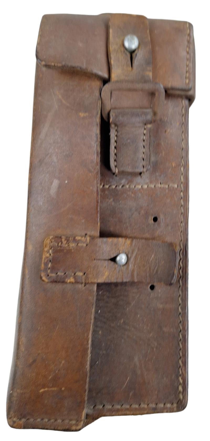 a wehrmacht Officers Medical Pouch — image 2