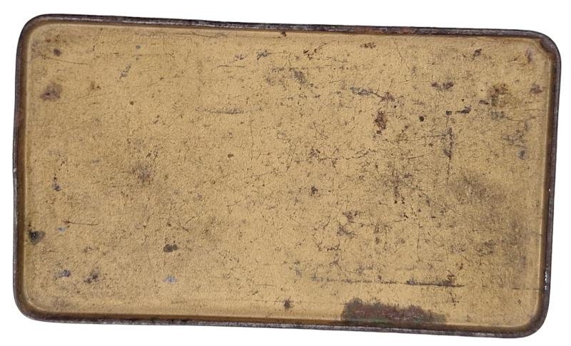 a German WW2 empty metal cigarette box — image 5