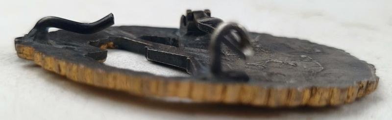 a france Bacqueville made german kriegsmarine coast artillery abzeichen — image 4