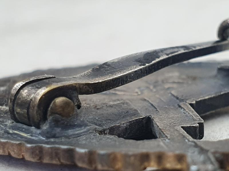 a france Bacqueville made german kriegsmarine coast artillery abzeichen — image 9