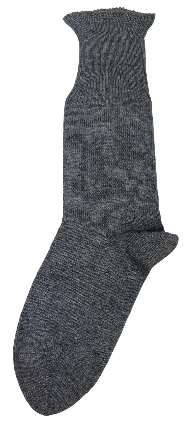 a pair off wehrmacht grey wool socks — image 6