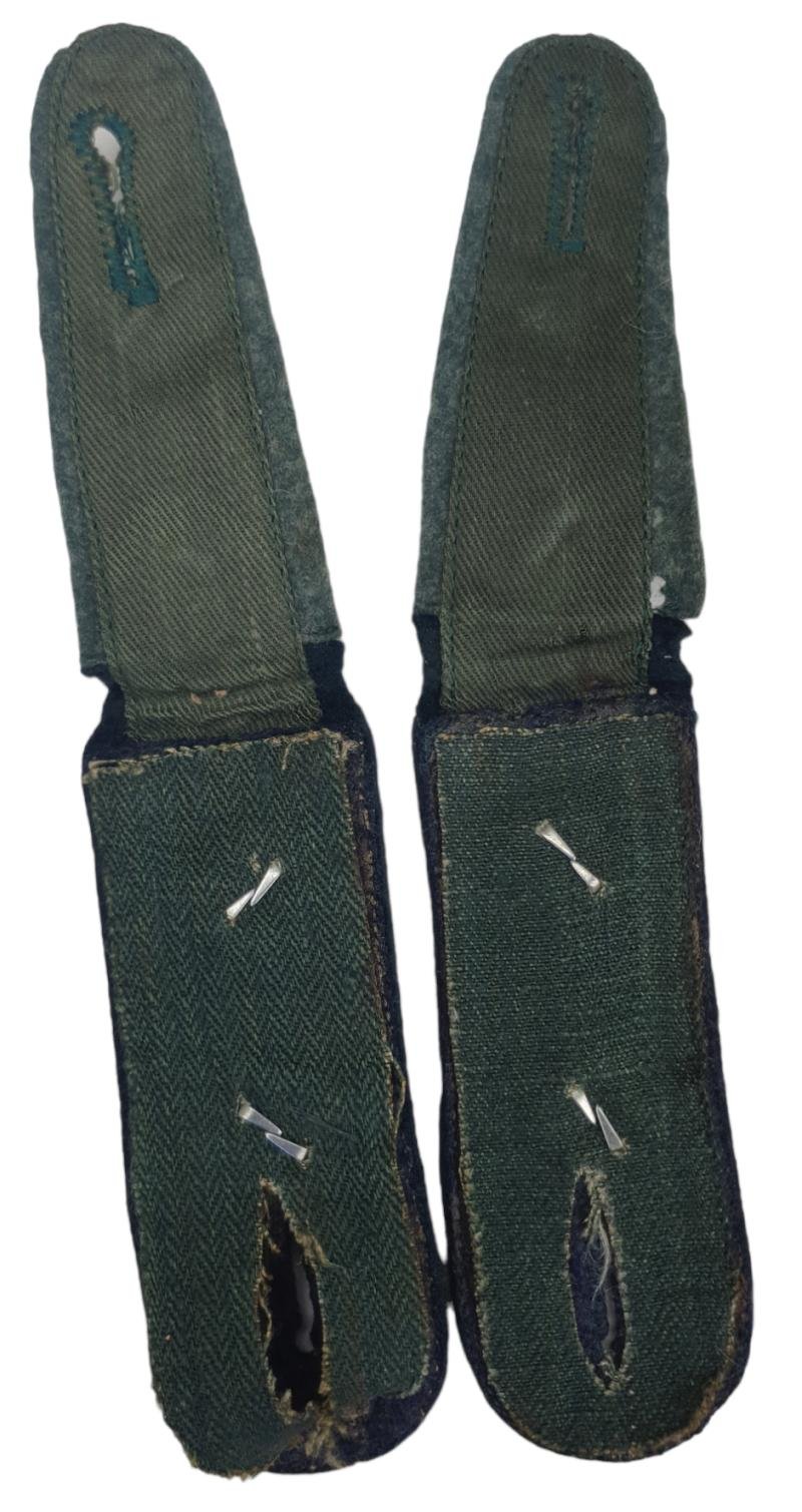 A Luftwaffe Oberfeldwebel Construction Unit Shoulder Boards — image 5