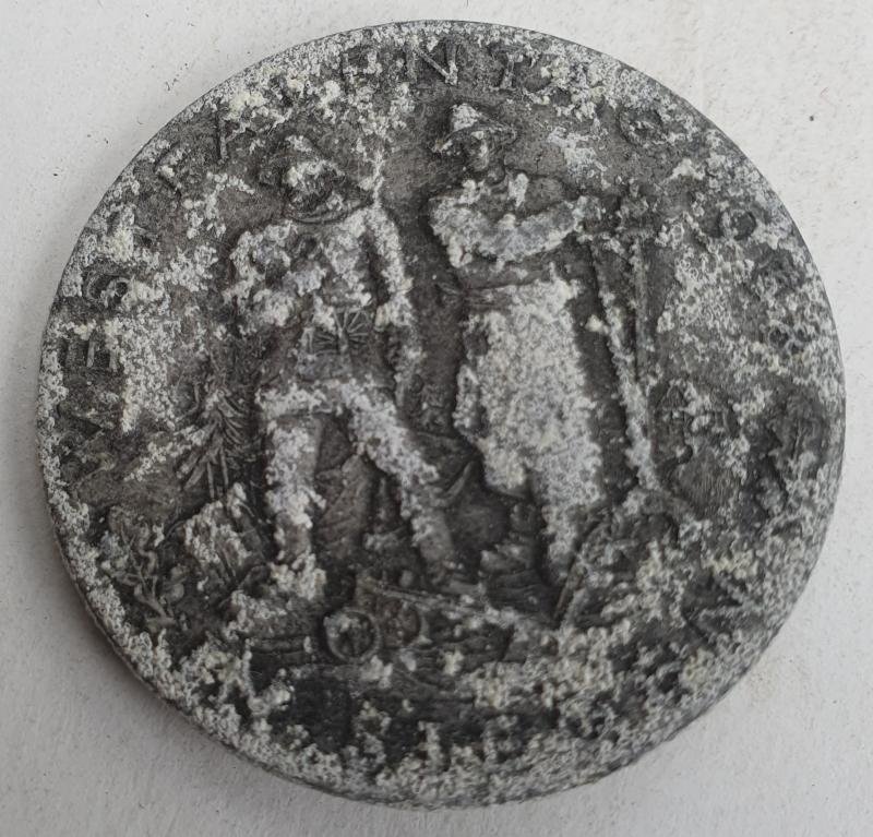 a set with 5 salty tinnies in used condition — image 4