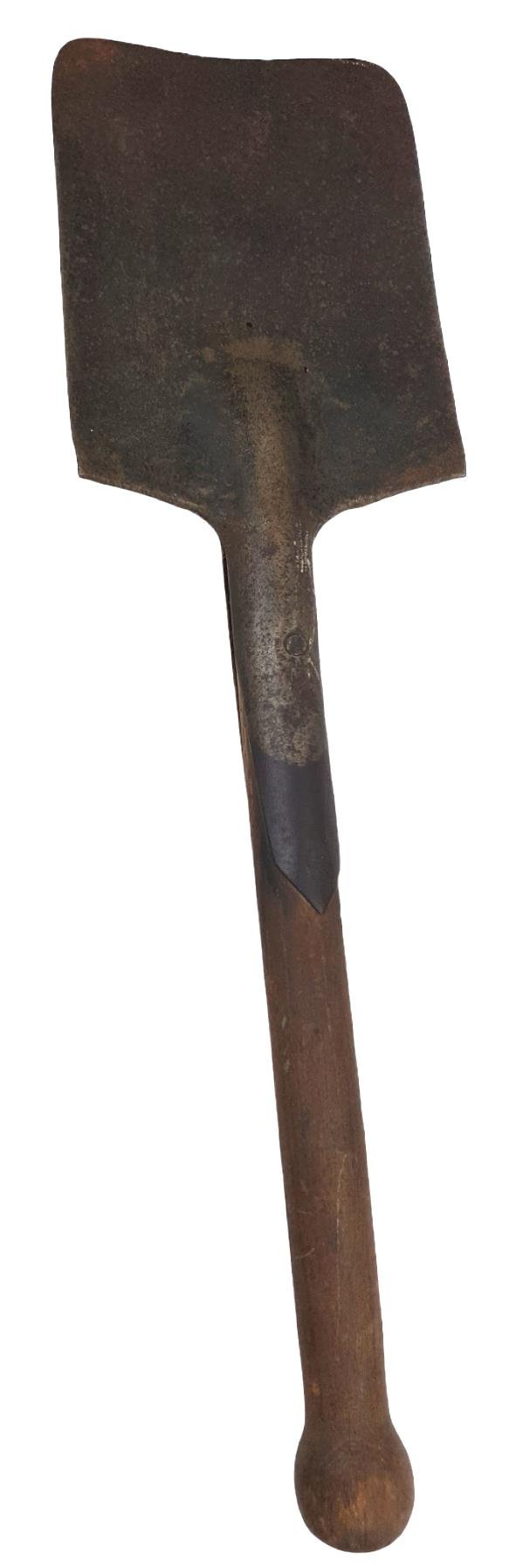 a german ww2 shovel — image 4