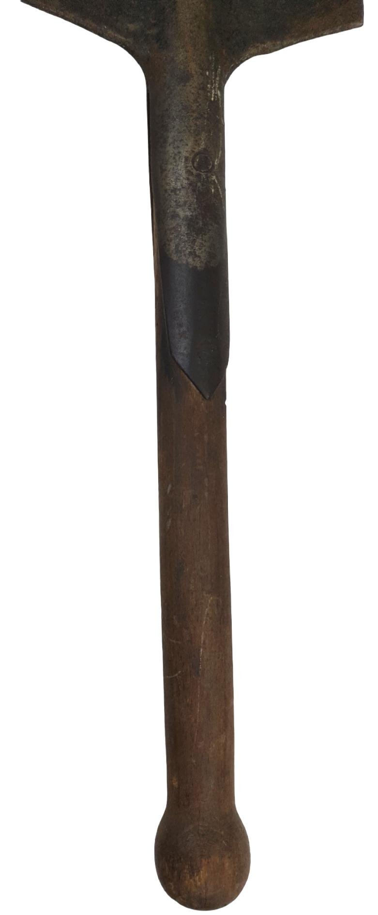 a german ww2 shovel — image 6