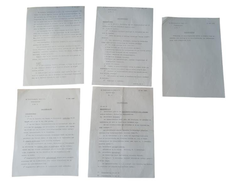 a set with 38 radio news messages from the Dutch bank in May 1940 with the invasion of Germany in the Netherlands — image 7