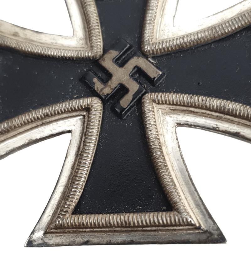 a german ww2 iron cross .first class — image 5