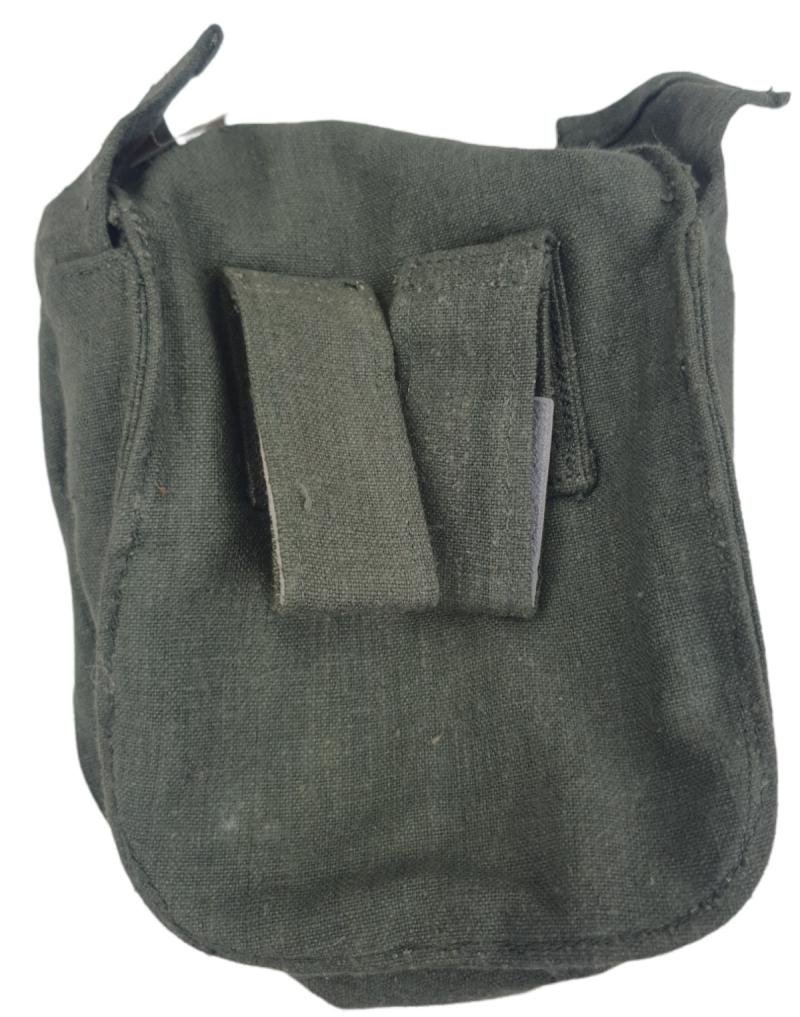a late war german gas mask filter pouch — image 3
