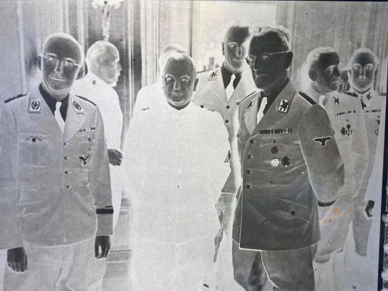 german ww2 wedding mein kampf with an original picture and negative — image 9