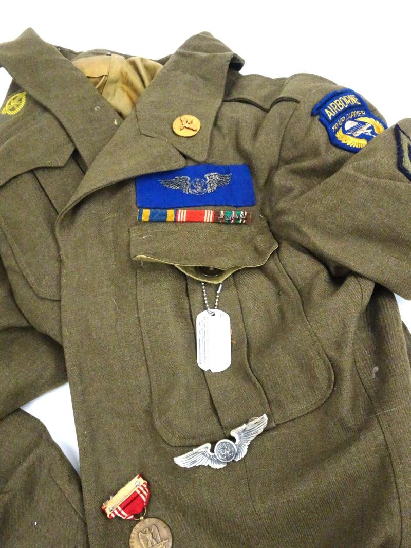 a us grouping from airborne troop carrier 'cpl.b.g mc elvaney ' — image 4