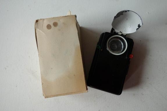 Wehrmacht Crone Flashlight in original carton Box — image 3