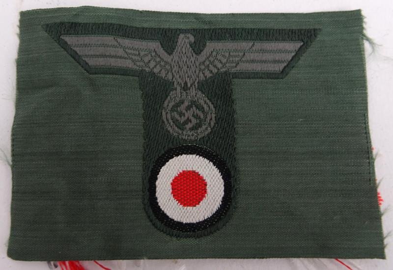 A wehrmacht m42 trapezoid bevo cap insignia — image 2