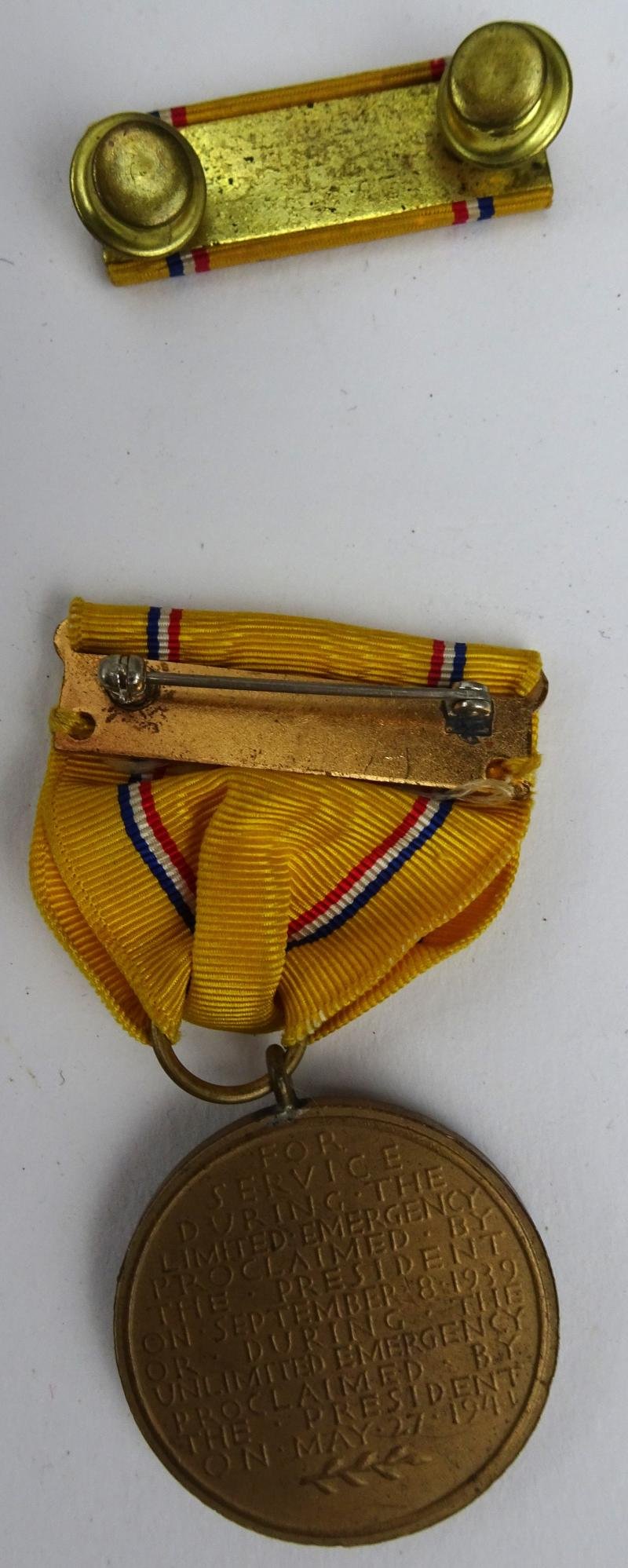 A WW2 US American Defense Medal + ribbon — image 4