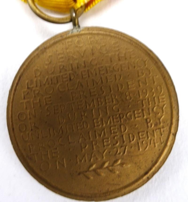A WW2 US American Defense Medal + ribbon — image 6