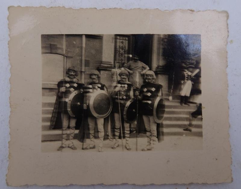 6 German ww2 small pictures in used condition — image 6