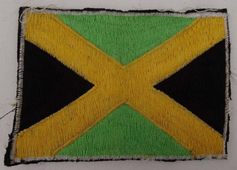 A jamaica flag patch — image 3