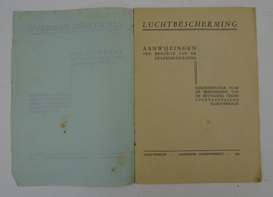 dutch ww2 air protection booklet — image 2