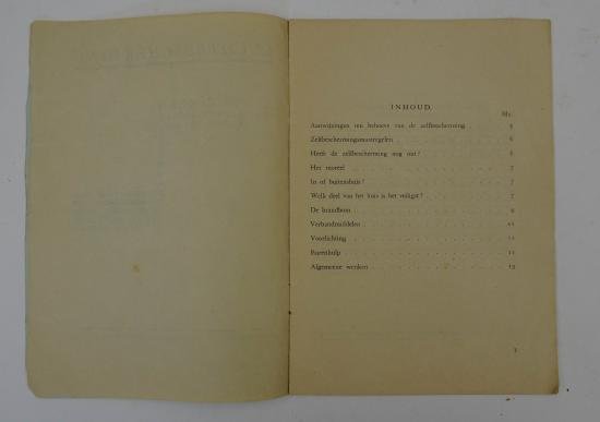 dutch ww2 air protection booklet — image 3