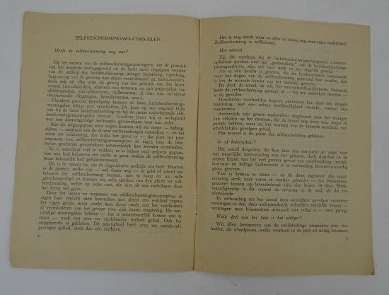 dutch ww2 air protection booklet — image 5