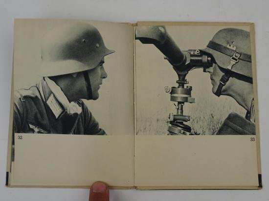 1 little wehrmacht soldiers Etertainment Books — image 9