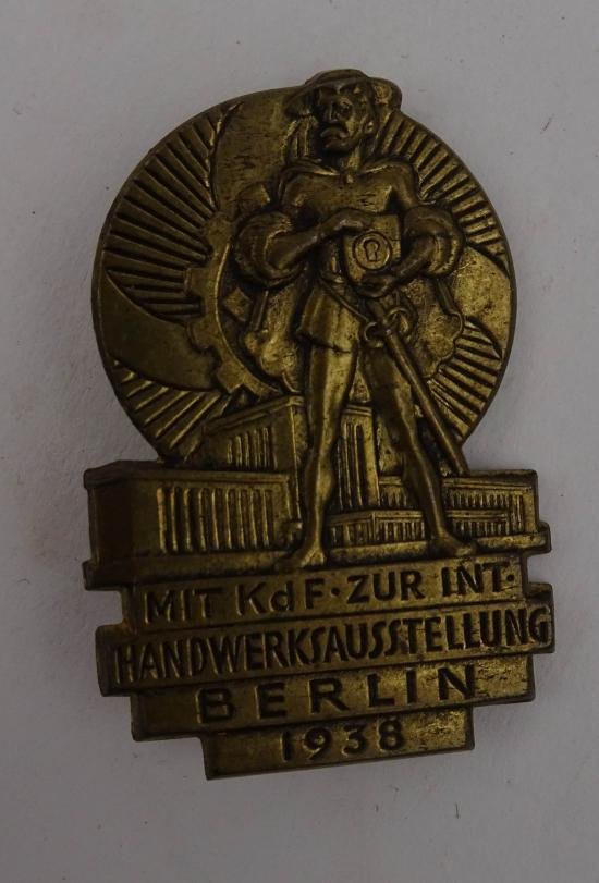 a german VERANSTALTUNGSABZEICHEN — image 3