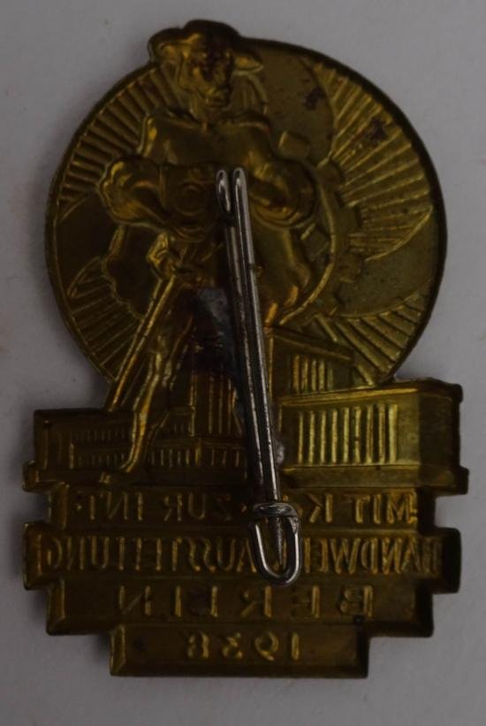 a german VERANSTALTUNGSABZEICHEN — image 5