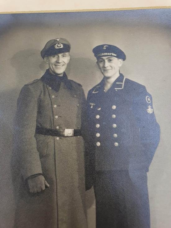 german photo of 2 brothers one from wehrmacht and one from the kriegsmarine — image 3