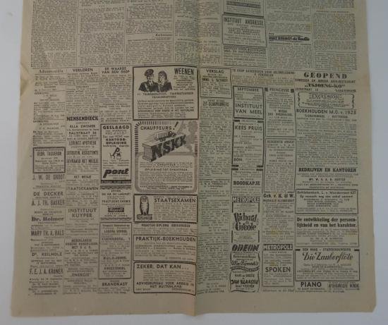 a Dutch newspaper the 'het vaderland ' — image 5