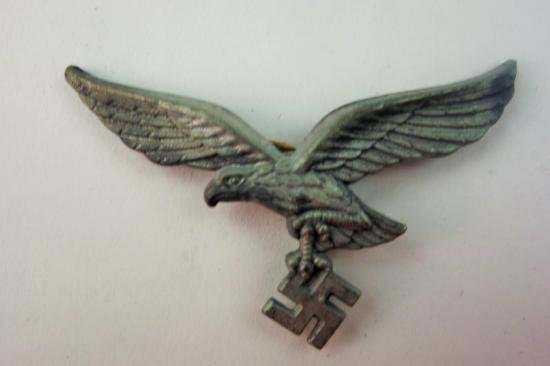 a rare Luftwaffe tropical pith helmet eagle — image 2