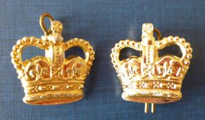 Army Major's Matched Pair of Staybrite Rank Queen's Crowns.