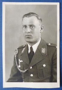Third Reich : Postcard Portrait-photo of a Luftwaffe Obergefreiter in …