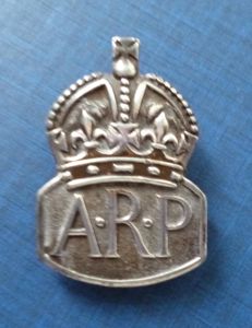 WW2 Air Raid Precautions 'ARP' Silver Man's Lapel-badge.