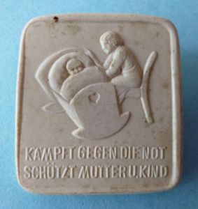 Third Reich : Donation badge ''Kämpft gegen die Not schützt …