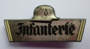 Third Reich : Tag der Wehrmacht 'Infanterie' Donation-badge.