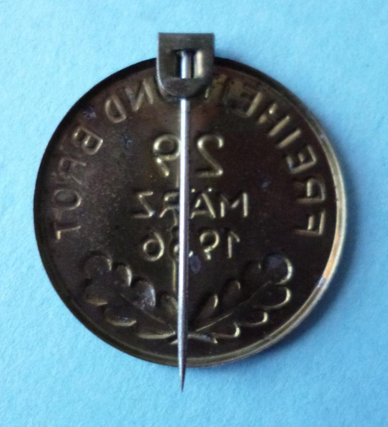 Third Reich : Brass Nazi Electioneering Stick-pin Lapel-badge. — image 2
